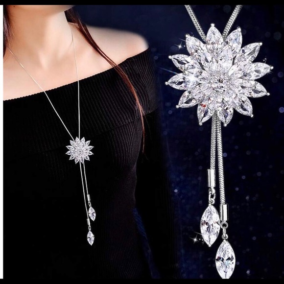 Necklace - Picture 2 of 4